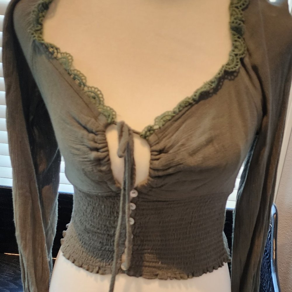 Long sleeve top